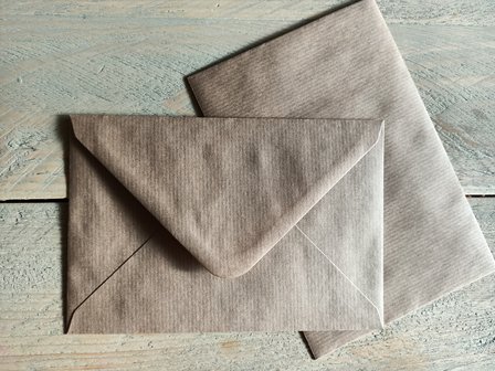 Enveloppen 120 grams kraft 12,5x18,5cm per 10 stuks