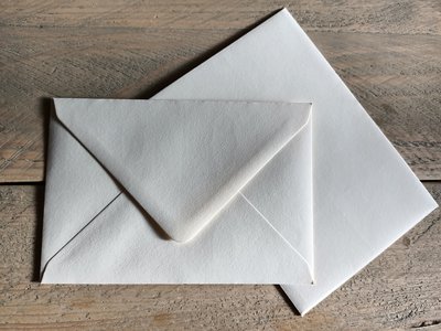 Enveloppen 120 grams creme 12x17,5cm per 20 stuks