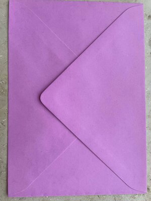 Enveloppen C6 (114x162mm) 10 stuks fuchsiapaars